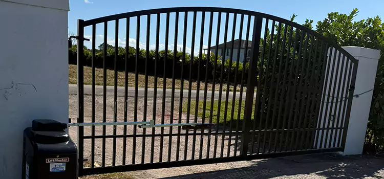 Driveway Fence Repair Colonial Heights