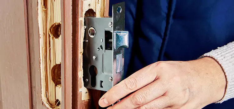 Garage Door Lock Replacement Colonial Heights